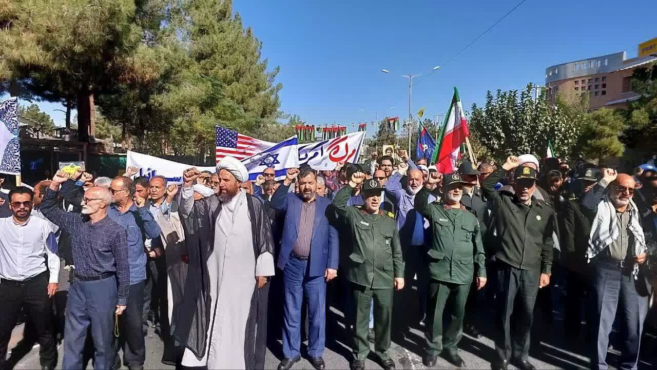 یوم الله ۱۳ آبان در خراسان جنوبی