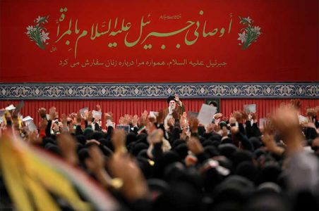 دیدار هزاران نفر از زنان و دختران با رهبر انقلاب