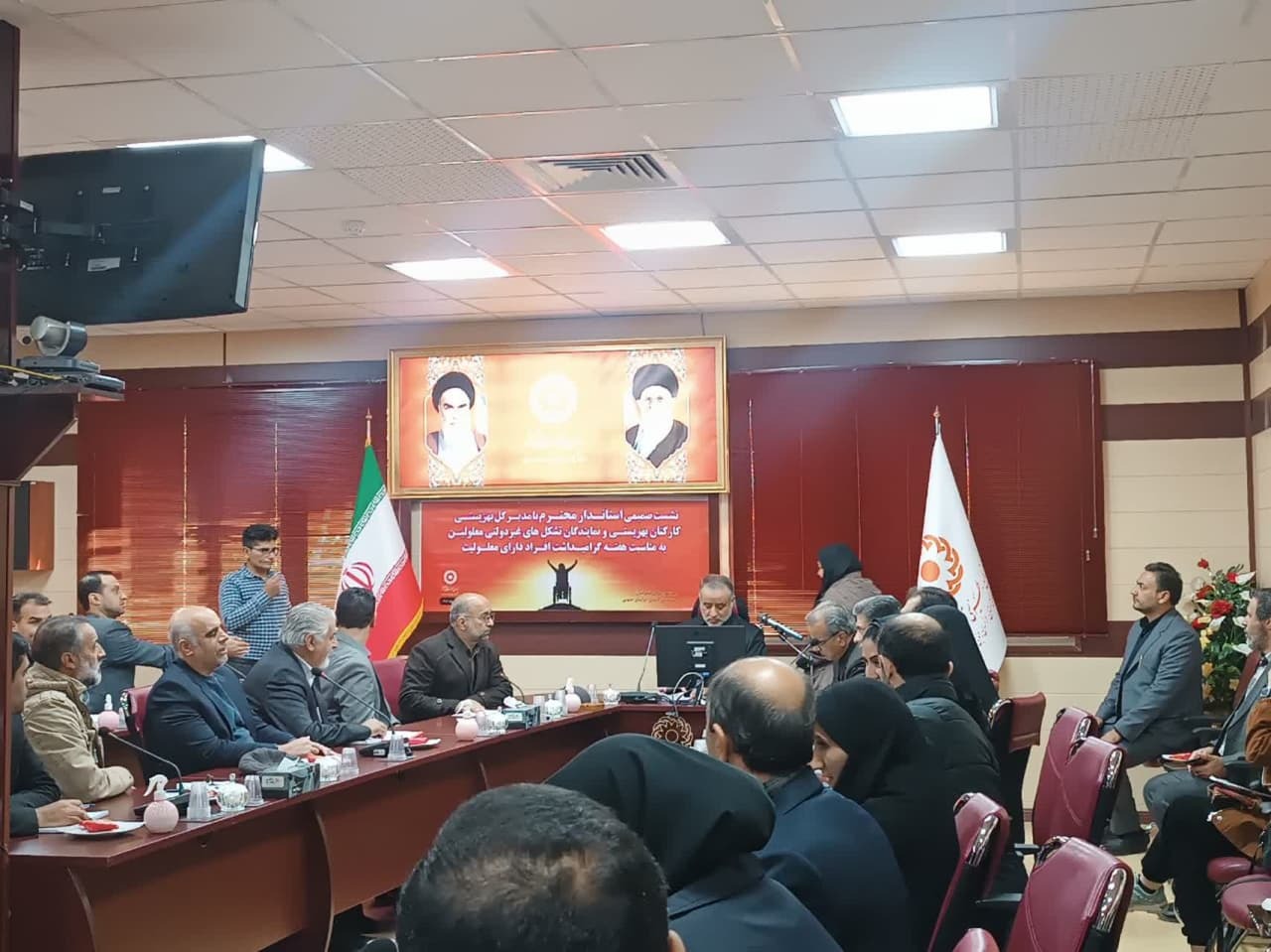 درد و دل معلولان خراسان جنوبی با استاندار و گلایه از نبود اشتغال